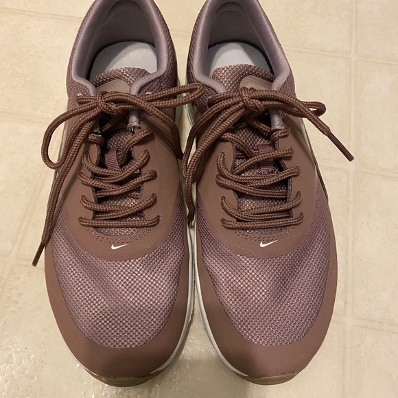 Purple Nike Runners - Picture 2 of 4